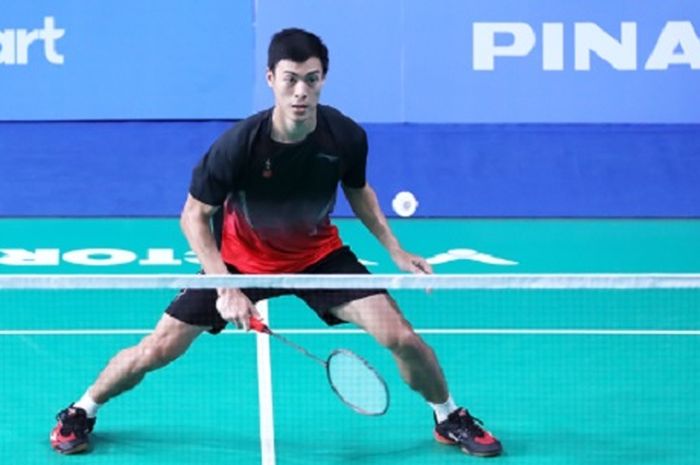 Shesar Hiren Rhustavito beraksi pada pertandingan babak pertama cabor bulu tangkis individual SEA Games 2019 pada Kamis (5/12/2019). 