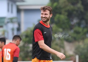 Menyebrang ke Persib, Bek Persija Beri Dukungan untuk Marc Klok
