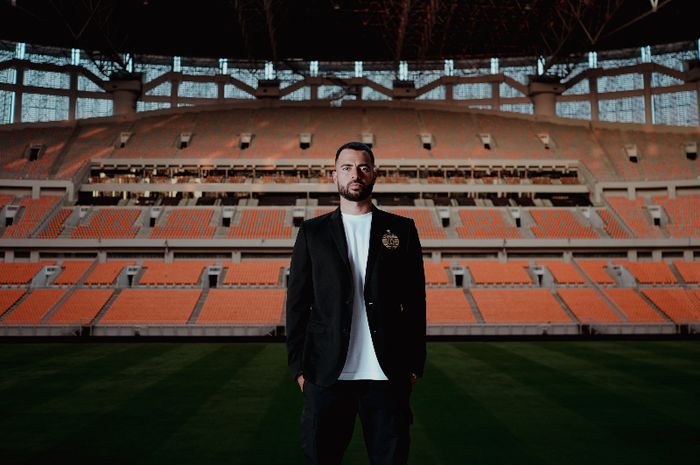 Persija resmi mendatangkan bek timnas Indonesia Jordi Amat.