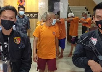 Main Hakim Sendiri sampai Nekat Kubur Hidup-Hidup Seorang Terduga Pencuri, 14 Warga di Garut Diciduk Pihak Berwajib