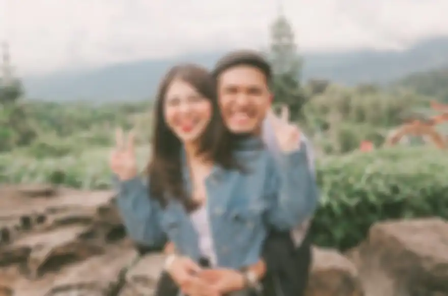 Kesha Ratuliu dan Adhi Permana