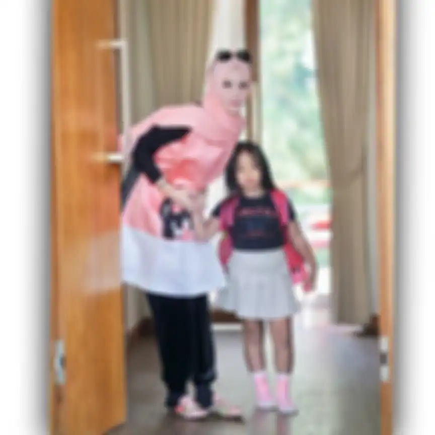 Foto Angel Lelga dan Putrinya, Haura