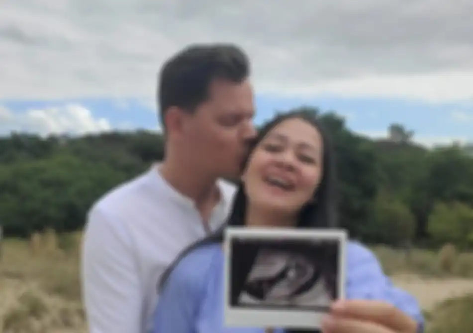 Gracia Indri dan suami asal Belanda 
