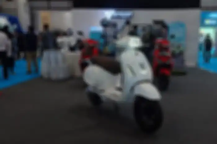 Hadir di PEVS 2023, motor murah bertenaga listrik Smoot Zuzu. Dapat subsidi pemerintah?