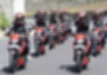 Mantap! 10 Rider Plus 8 Blogger Asoy Geboy Jelajahi Bali Naik Suzuki GSX150 Bandit