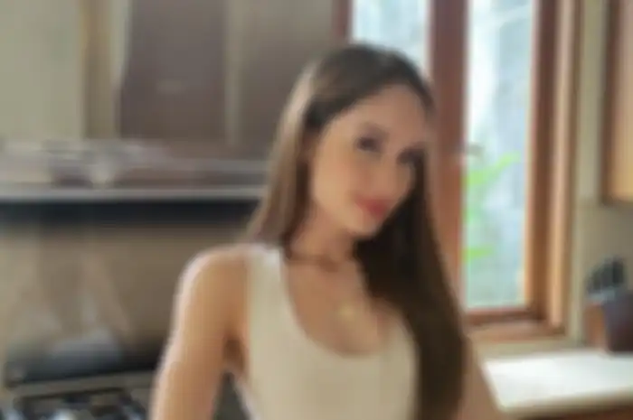 Cinta Laura