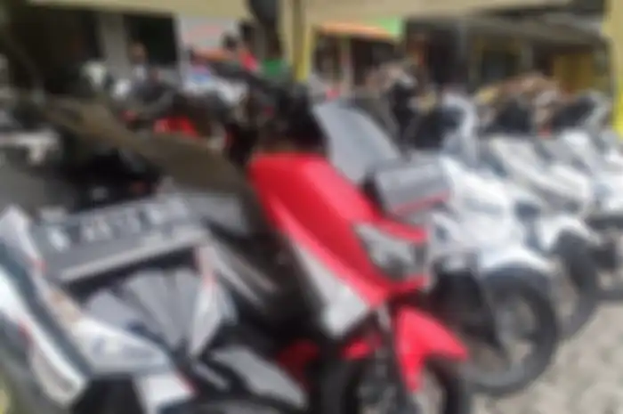 Ilustrasi over kredit motor 