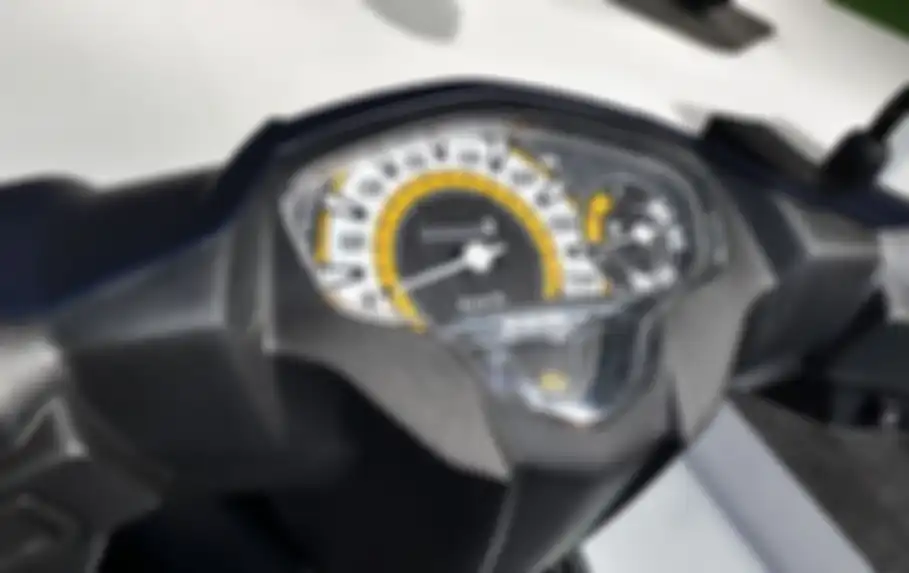 Speedometer Suzuki Nex II masih analog