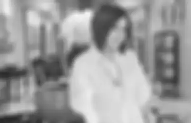 Salah Satu Sumber Kekayaannya Disenggol Oknum Tak Bertanggung Jawab, Syahrini Beri Peringatan di Media Sosial: Harap Hati-hati...