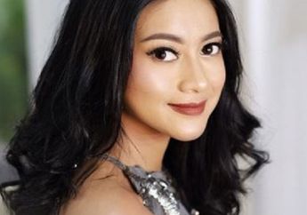 Rayakan Anniversary ke-4 Rini Yulianti Dinner Romantis Bareng Suami