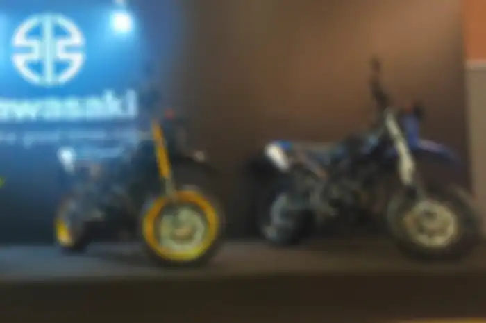 Tampilan motor baru Kawasaki KLX 230 2022. Segini selisih harga dengan versi sebelumnya.