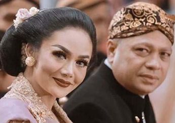 Sukses Gaet Pengusaha Tajir hingga Bangun Rumah Senilai Rp 10 Miliar, Intip Kamar Megah Krisdayanti yang Bergaya Eropa hingga Dipenuhi Barang-barang Mewah