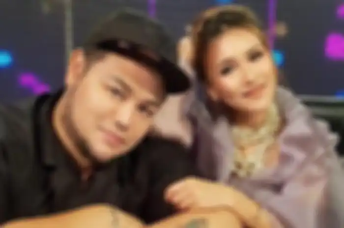 Ayu Ting Ting dan Ivan Gunawan 