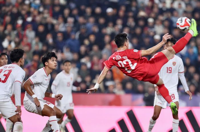 Suasana pertandingan saat Timnas Vietnam menghadapi Timnas Indonesia di ajang ASEAN Cup 2024.