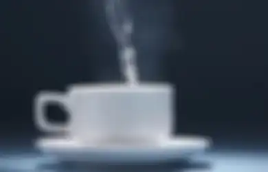 Rutin Minum Air Hangat Ternyata Ada 10 Manfaatnya buat Kesehatan, dari Obati Sembelit Hingga Turunkan Berat Badan