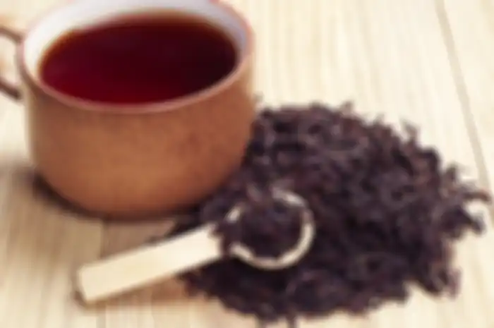 Cara menghilangkan uban dengan teh hitam