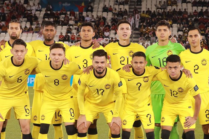 Starting XI Timnas Malaysia saat menghadapi Bahrain dalam matchday kedua Grup E Piala Asia 2023 di Jassim Bin Hamad Stadium, Sabtu (20/1/2024).