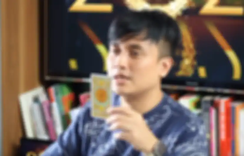 Kartu Keajaiban, Ramalan Denny Darko untuk Tahun 2020