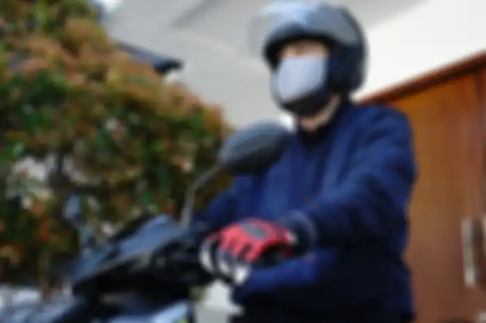 Manajer Safety Riding AHM, Johannes Lucky memberikan beberapa tips untuk para bikers saat riding di masa new normal.