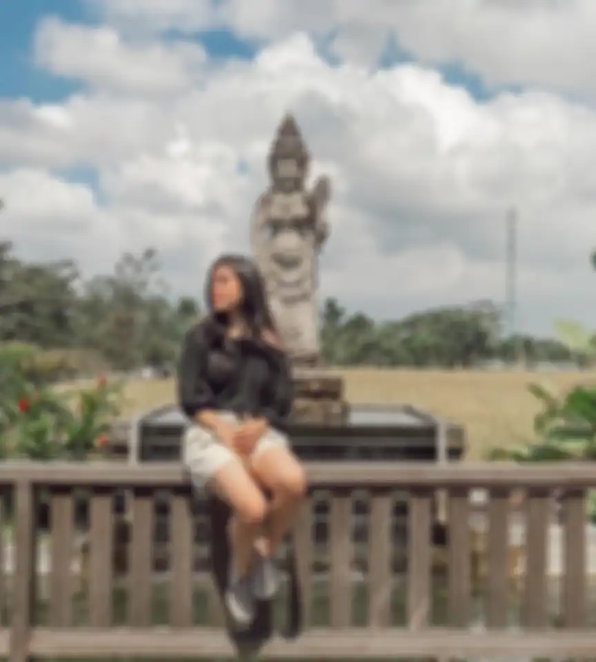 Fashion Michelle Aruan
