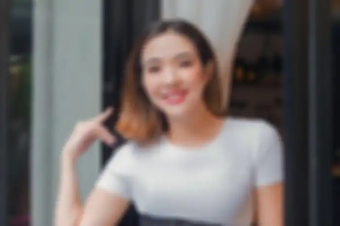 Mantan Istri Gading Marten Pede Pamer Bra Tanpa Tali yang Sedang Ia Pakai, Tampilan Super Seksi Gisella Anastasia Justru Jadi Sorotan!