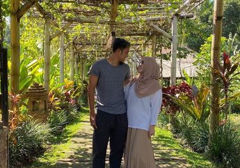 Bak Buktikan Dirinya Masih Tajir Usai Bercerai dari Pasha Ungu, Okie Agustina Rogoh Kocek Demi Rayakan Ulang Tahun hingga Rela Kirim Barang Ini Kepada Teman-temannya, Spesial Banget!