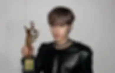 Timeline Eric THE BOYZ yang Masih Bisa Hadir di SMA 2022 Sebelum Terkonfirmasi Positif COVID-19