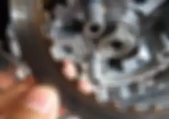 Saat Pasang Plat Kopling, Coba Perhatikan Tanda Tak Kasat Mata Ini