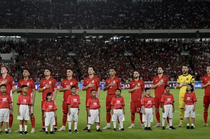 Perjalanan panjang timnas Indonesia menuju Piala Dunia 2026 dimulai pada 12 Oktober 2023 dan berakhir pula pada 12 Oktober 2025 setelah kekalahan dari Irak pada ronde keempat kualifikasi.