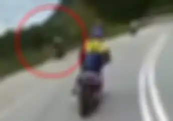 Aduh Ngilu, Video Detik-detik Saat Turing Bikers Ini Terjun Bebas Ke Jurang!