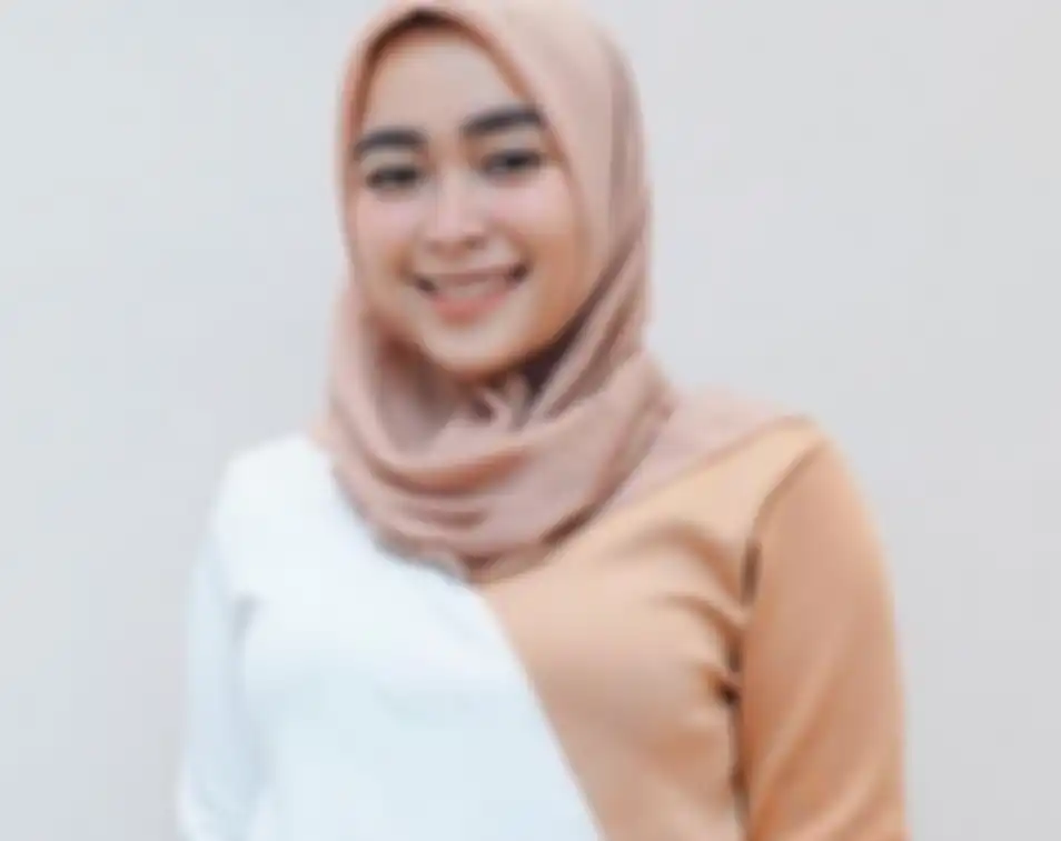 Syifa adik Ayu Ting Ting merayakan ulang tahun temannya