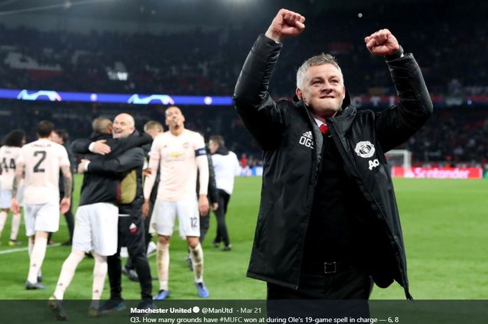 Ekspresi pelatih Manchester United, Ole Gunnar Solskjaer.