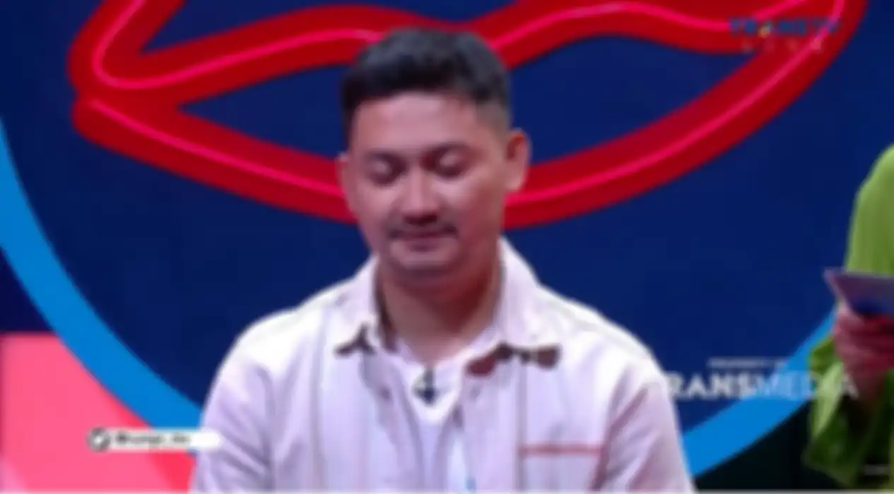 Angga Wijaya saat membahas soal honor Dewi Perssik.