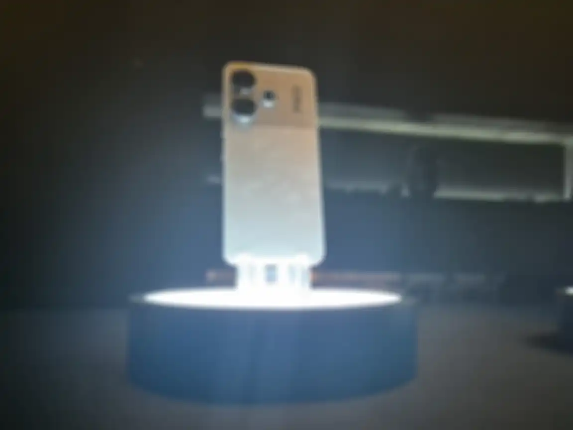 POCO M6