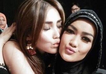Sempat Gabung dalam Sebuah Trio hingga Jadi Lengket bak Amplop dan Perangko dengan Julia Perez, Ayu Ting Ting Kenang Hal Ini yang Paling Dirindukan dari Mendiang Jupe