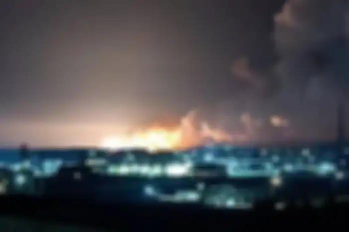Foto rudal Rusia meledak di salah satu kota di Ukraina