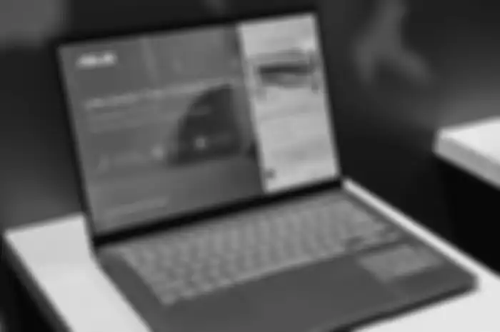 ASUS resmi meluncurkan 2 laptop bertenagai AI terbaru, vivobook S 14 OLED dengan chip AMD dan Intel