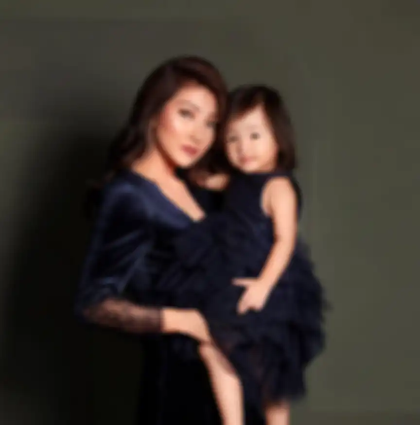Sarwendah bersama putri kecilnya