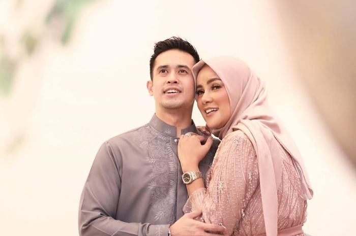 Olla Ramlan dan  Aufar Hutapea