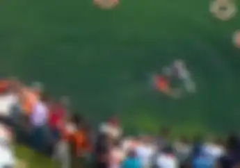 Selebrasi Berbahaya di MotoGP, Video Jorge Lorenzo Nyemplung Kolam Musim 2010, Nyaris Saja!