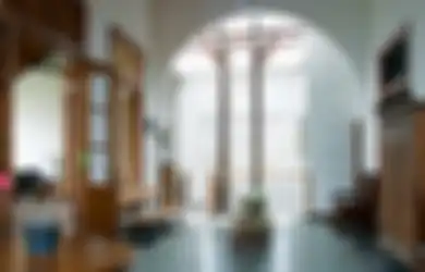 Mulai Dari Listrik Jaman Belanda Hingga Tegel 1890 Ada di Rumah Ini! Penasaran?