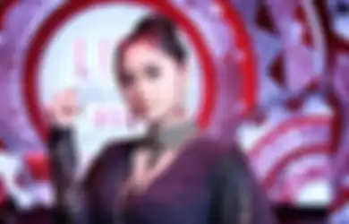 Dewi Perssik Pulang Kampung dan Bertemu Ibunda Usai Telan Pil Pahit Dijelek-jelekkan Suami dan Mertua Sendiri, Hunian Super Mewah sang Biduan di Jember Jadi Sorotan!