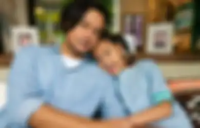 Bikin Mewek, Kepalang Rindu Usai Dipisahkan dari Ayahnya, Putri Dwi Sasono Tulis Pesan Haru dalam Sepucuk Surat untuk Bapak, Ada Apa?