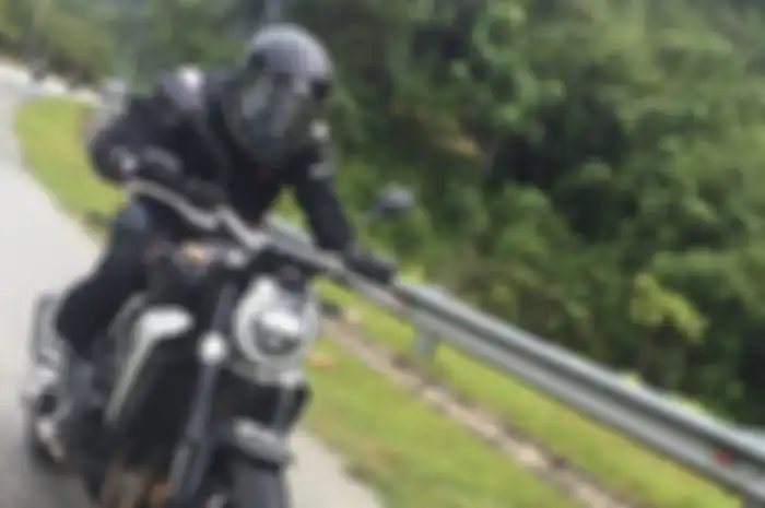 Honda CB1000R 
