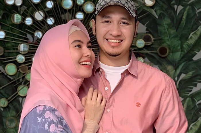 Kartika Putri dan Habib Usman