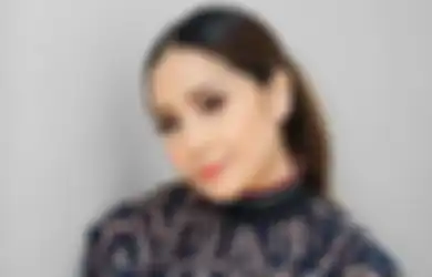 Nongkrong Bareng Istri Darius Sinathrya, Penampilan Nagita Slavina Kenakan Kemeja Pink Sederhana Tuai Sorotan, Netizen : Ini Jahitannya gak Bisa Robek kah?