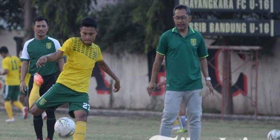 Persipura Vs Persebaya  - Aji  Santoso Mulai Benahi 2 Kekurangan Tim Bajul Ijo