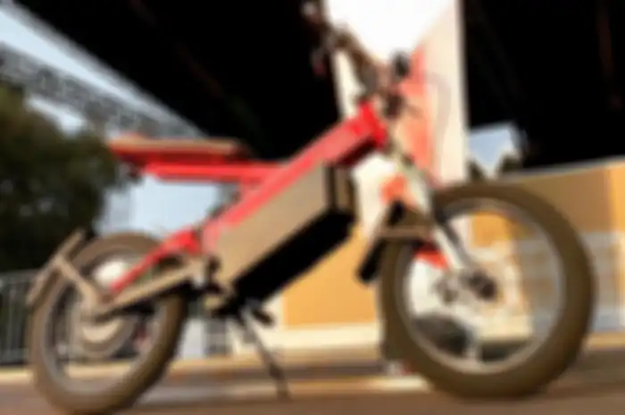 Sepeda listrik buatan Darmawan punya desain ringkas