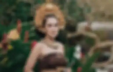 Close Friend Cepu Bongkar Tuntas, Luna Maya Kepergok Pamer Cincin di Jari Manis Sembari Tulis Angka yang Diduga Tanggal Pernikahan, Lepas Masa Lajang?