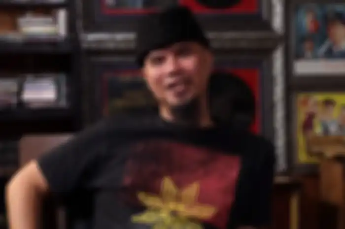 Musisi asal Surabaya, Ahmad Dhani